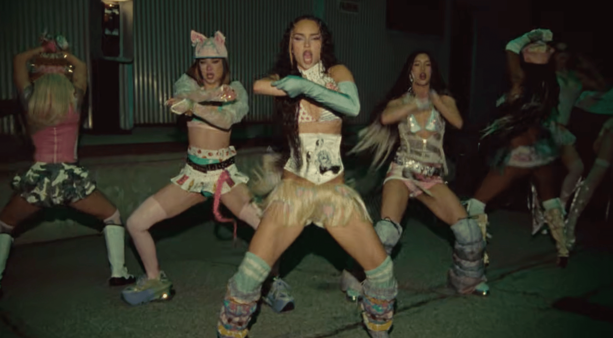 New Video: KATSEYE – ‘Pinky Up’