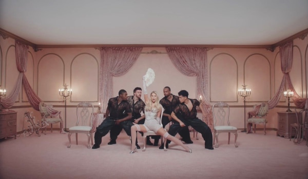 New Video: Meghan Trainor – ‘Shimmer’