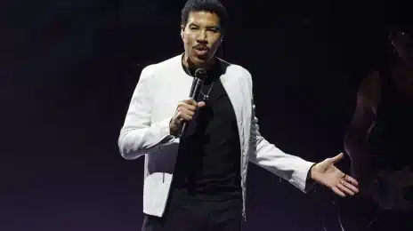 Lionel Richie Hospitalized After Falling Ill on Opening Night of New 'All Night Long' Tour