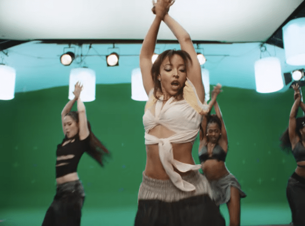 New Video: Tinashe - 'Too Easy'