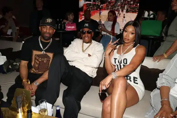 Jay-Z Welcomes Justin Bieber, Megan Thee Stallion & Sports Royalty to Star-Studded 40/40 Club