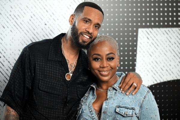 Pinky Coles pregnant with child number 4