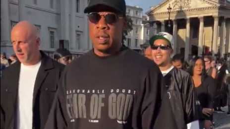 Jay-Z Surprises Fans At 'JAY-Z 30' London Pop-Up