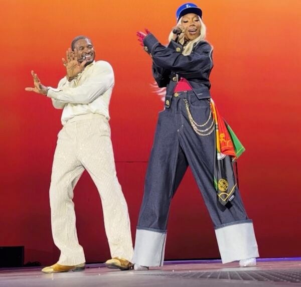 Surprise! Brandy Joins Usher for EPIC 'R&B Tour' Moment