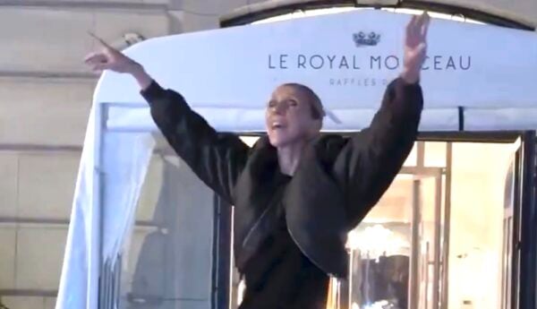 Celine Dion Celebrates Comeback Barefoot With Paris Fans