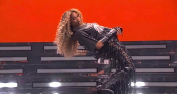 Pregnant Ciara BLAZES iHeartMusic Festival 2026 with Big Hits