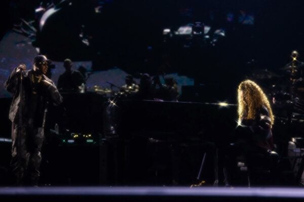 Beyoncé Jay-Z and Kelly Rowland concert pictures