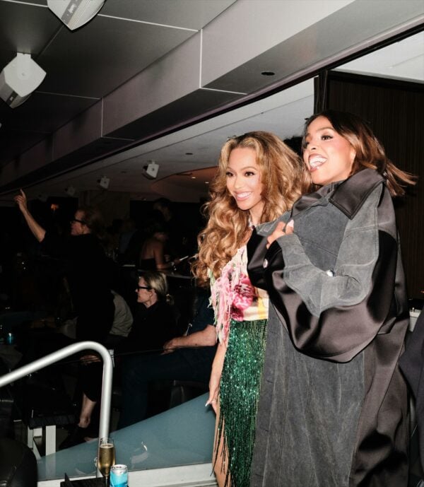 Beyoncé Jay-Z and Kelly Rowland at LA show