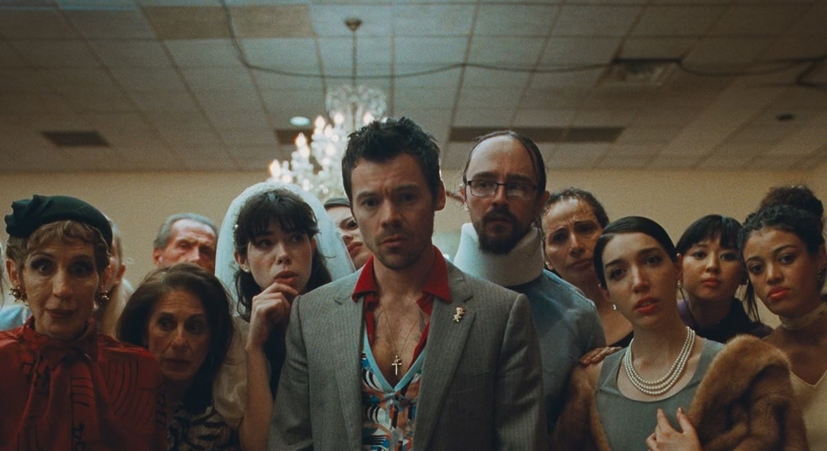 New Video: Harry Styles – ‘Coming Up Roses’