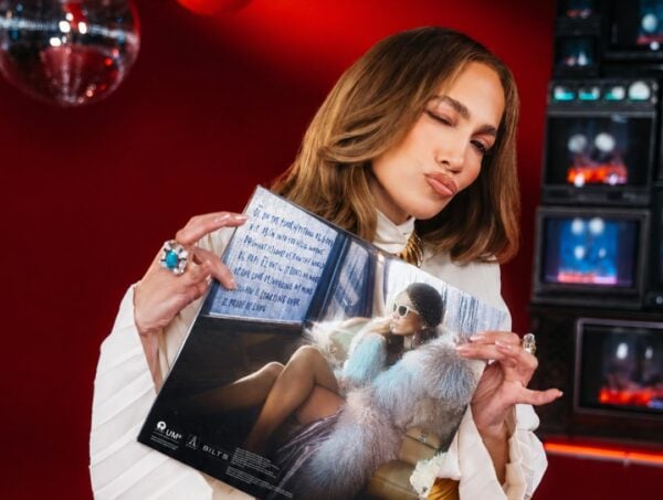Jennifer Lopez announces new single 'Proof of love'