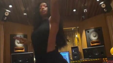 SZA Has New Music Coming? Singer Teases Unreleased Track